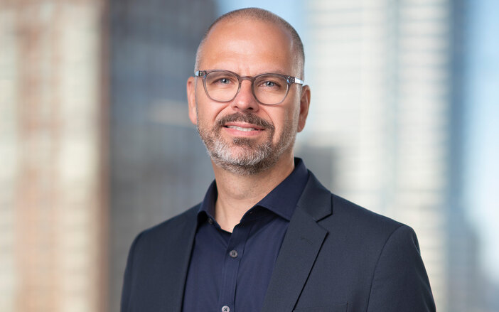 Jason Cole Headshot Washington DC