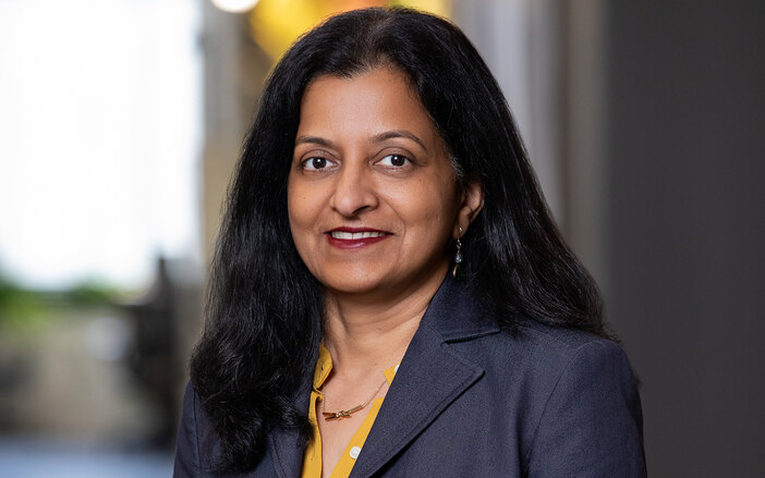 Pallavi Gandhi Headshot Heatlh