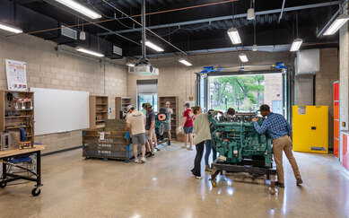 Latimer-Smith Engineering and Science Building The University of Tennessee at Martin interior robotics