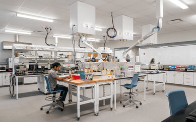 University of Memphis, Edwards Research and Innovation Center interior
