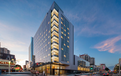 SmithGroup Sutter CPMC Van Ness Hospital Dusk