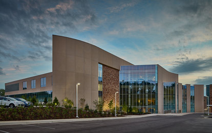 Lakeland Medical Center Exterior SmithGroup Chicago Saint Joseph Michigan Architecture healthcare hospital 